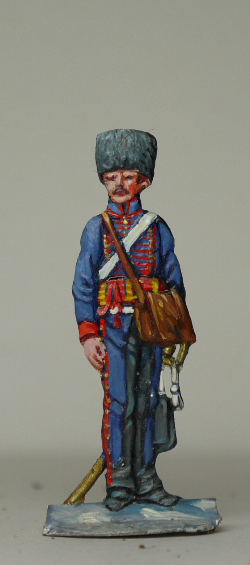 Gunner carrying bag with sabot - Glorious Empires-Historical Miniatures  