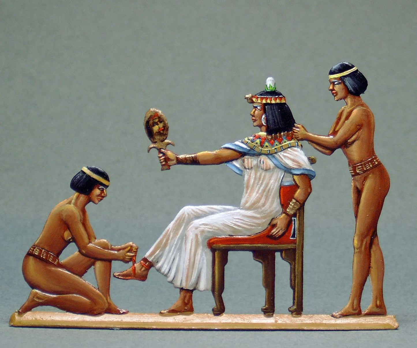 Cleopatra with Two Serving Girls - Glorious Empires-Historical Miniatures