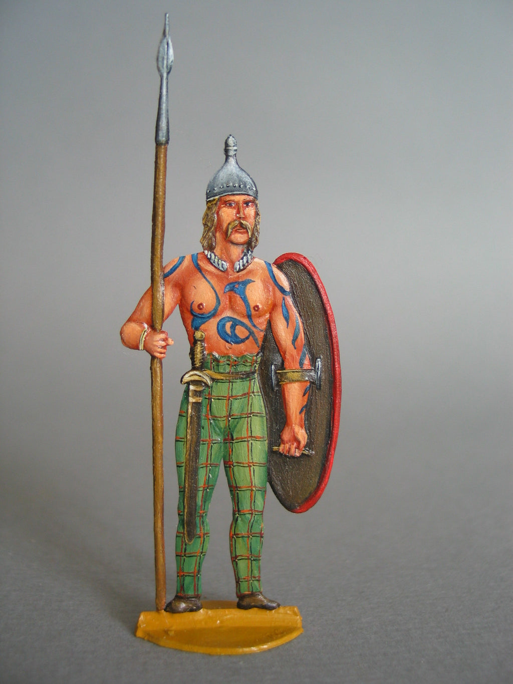 Teuton Warrior - Glorious Empires-Historical Miniatures  