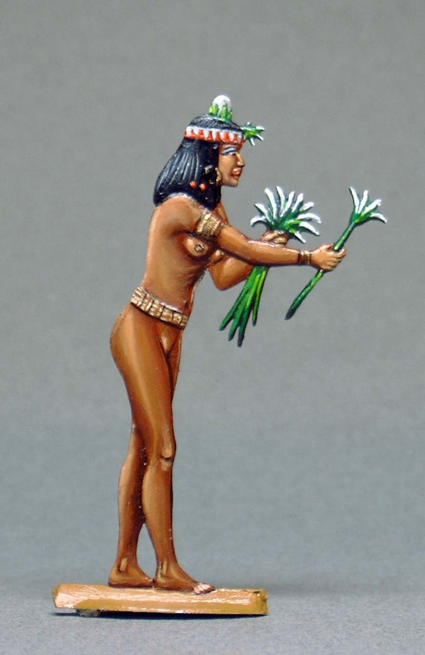 Serving Girl with Lily Flower - Glorious Empires-Historical Miniatures  