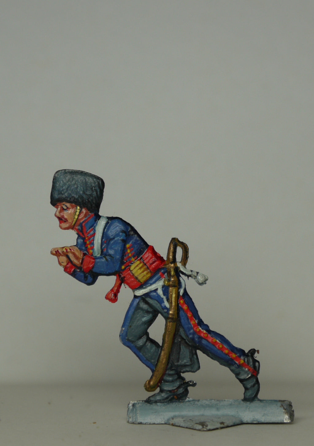 Gunner pushing gun-barrel - Glorious Empires-Historical Miniatures  