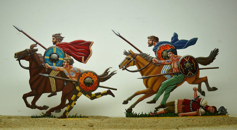 Gauls attacking the Romans - Glorious Empires-Historical Miniatures  