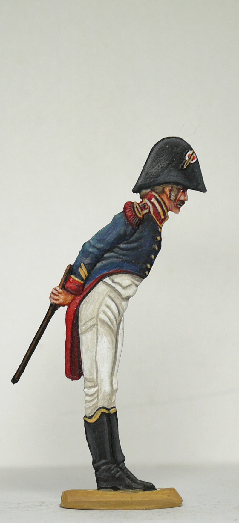 Officer bent over looking into cards - Glorious Empires-Historical Miniatures  