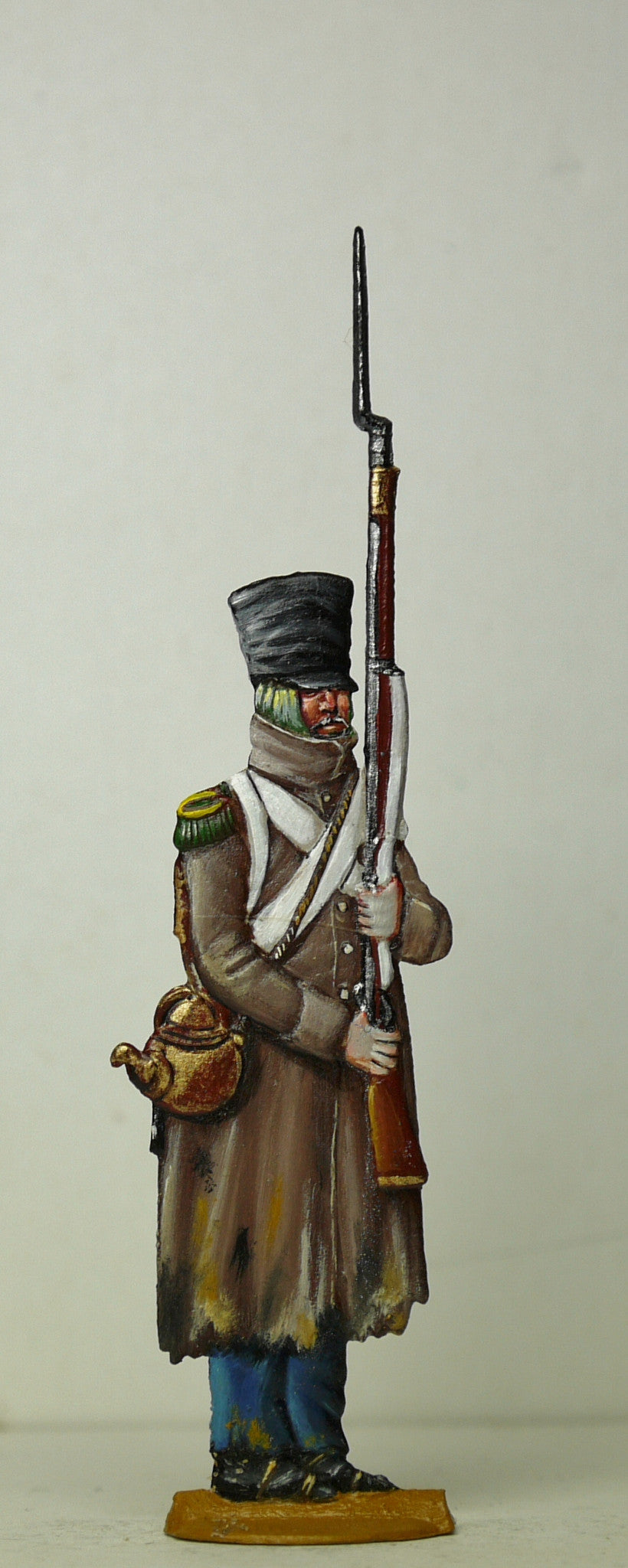 Soldier with teapot - Glorious Empires-Historical Miniatures  