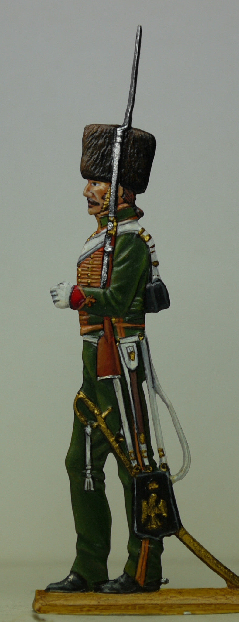 Chasseur on guard duty (profile) - Glorious Empires-Historical Miniatures  