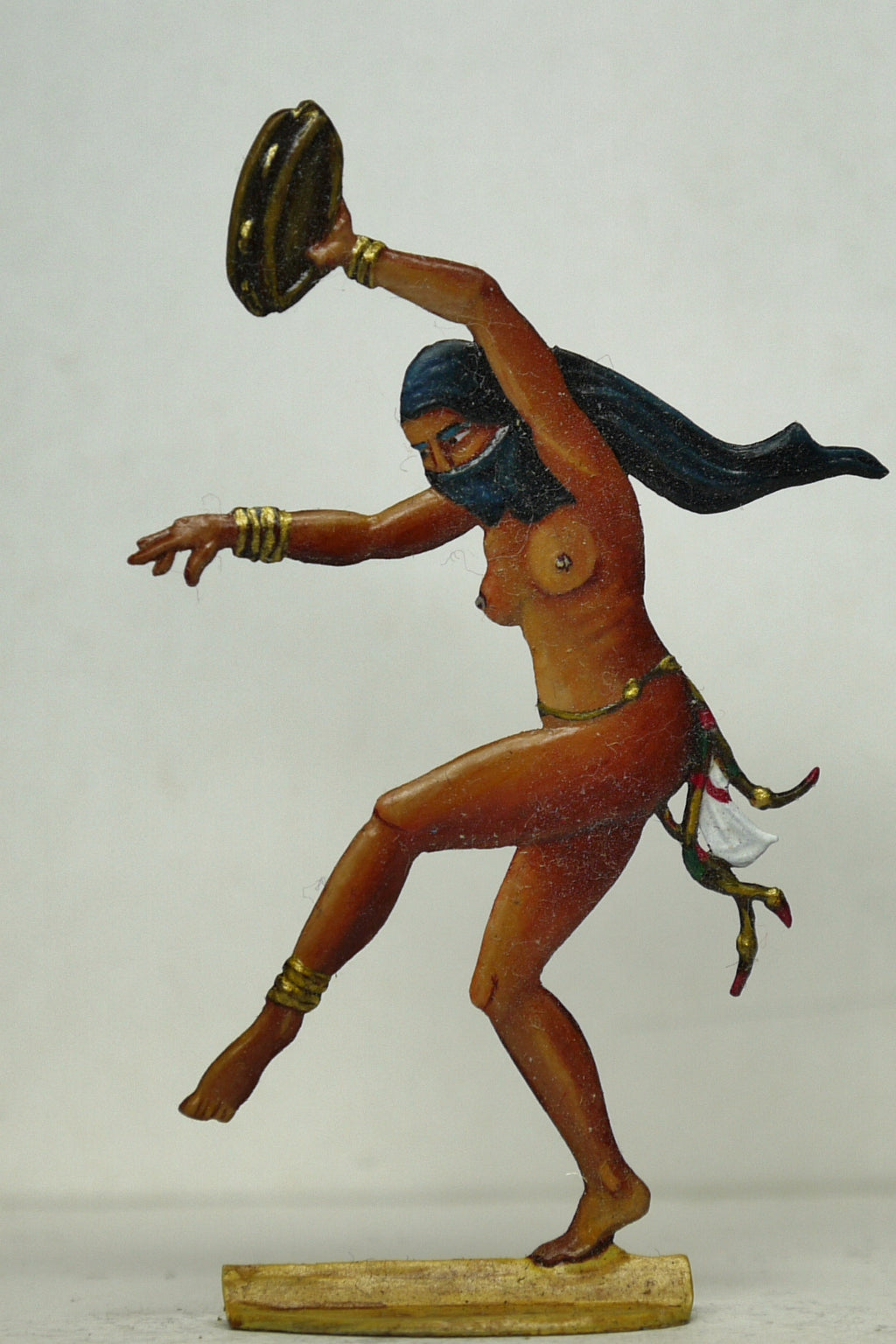 Dancer with tamborine - Glorious Empires-Historical Miniatures  