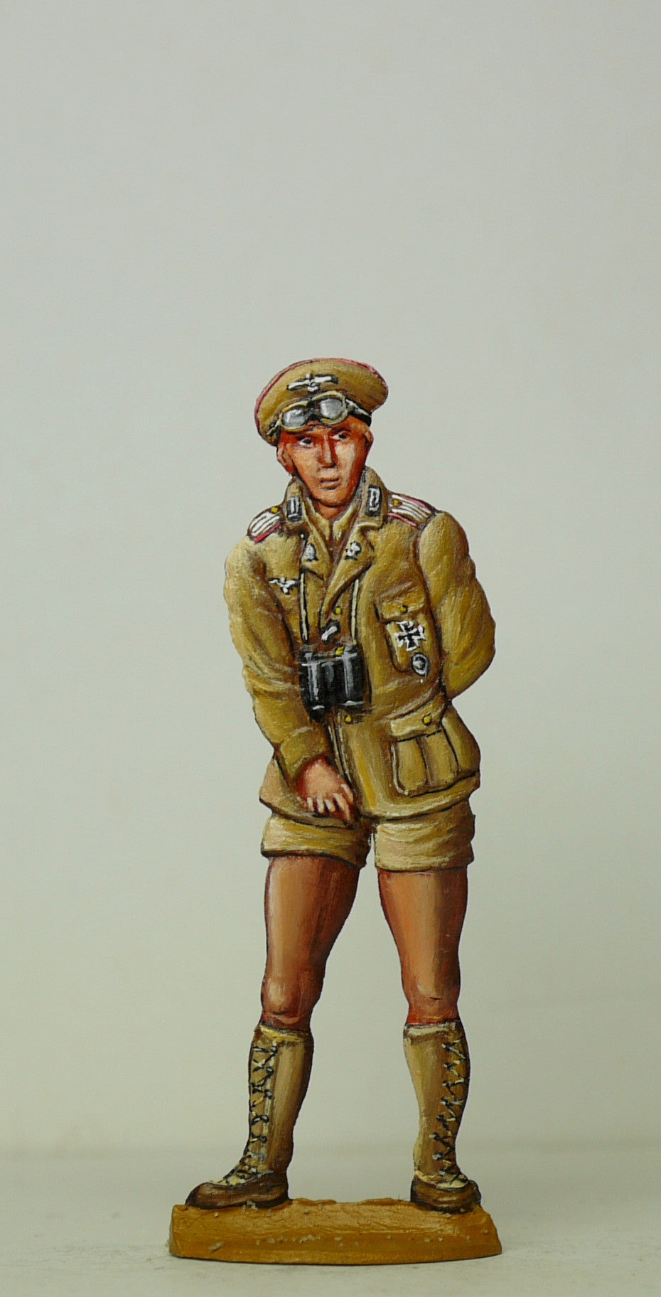 Africa Corps, Tank officer - Glorious Empires-Historical Miniatures  