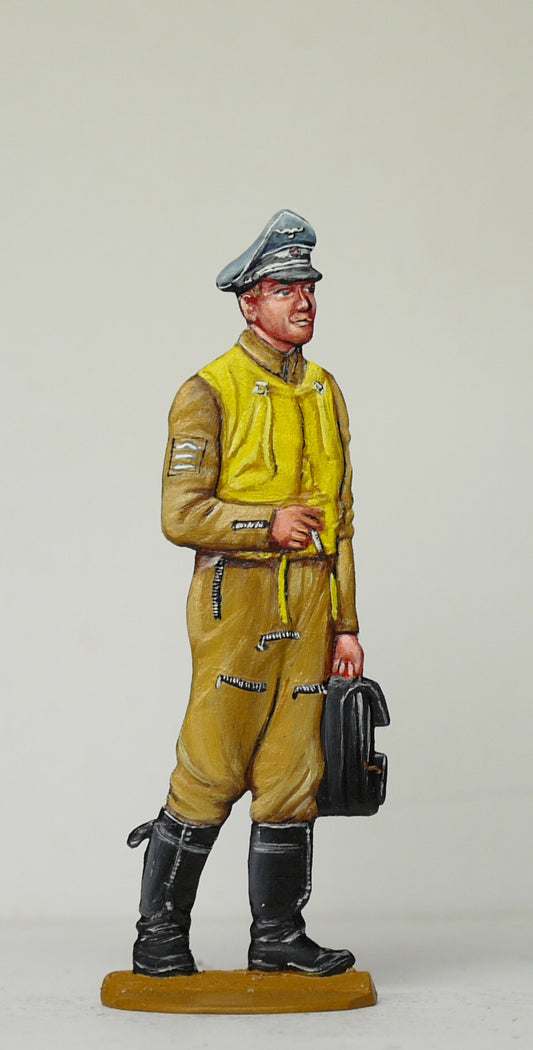 German bomber pilot, Battle of Britain - Glorious Empires-Historical Miniatures  